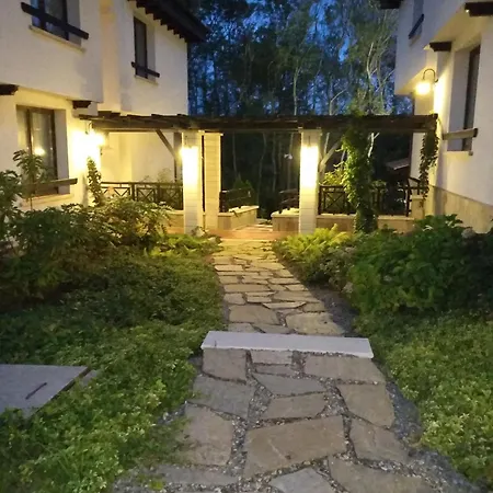 דירה Oasis & 2, *